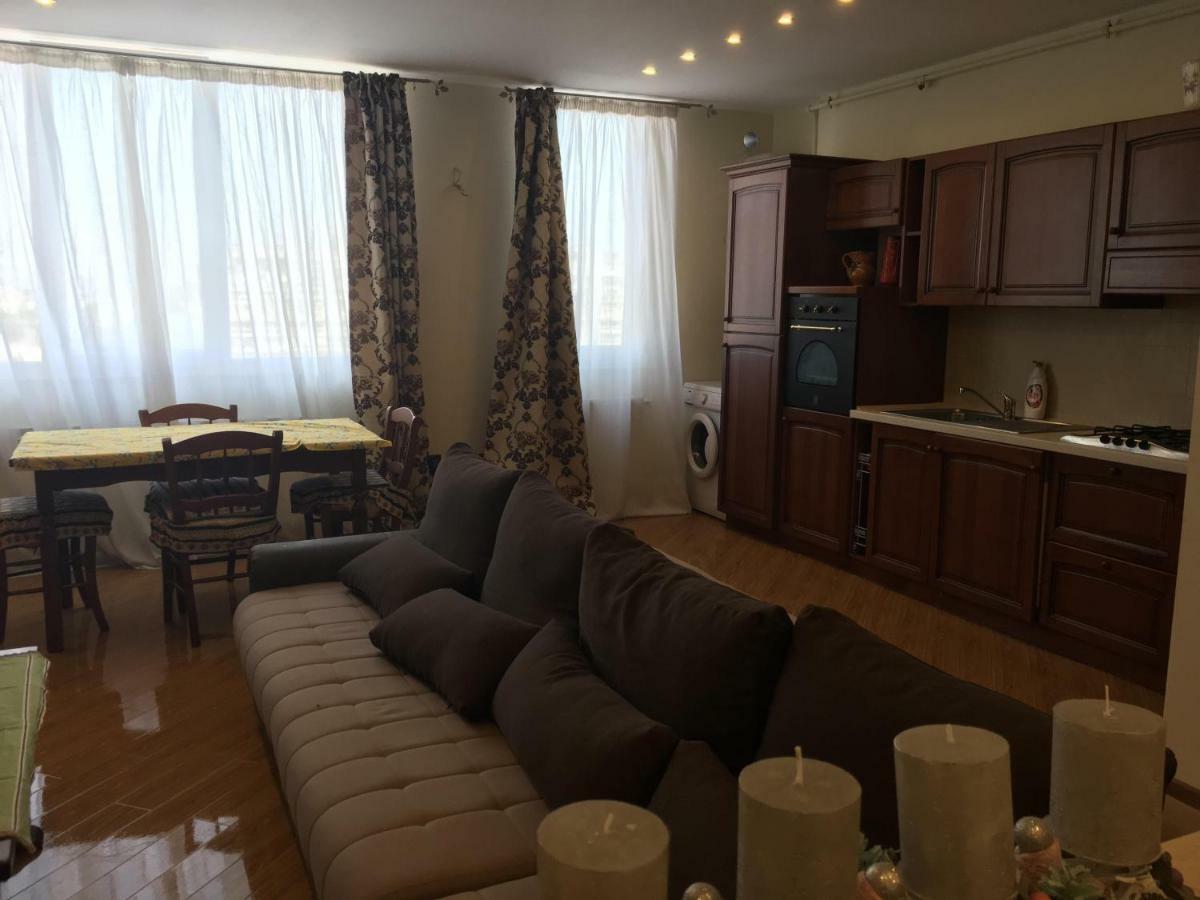 Apartament Valeria Daire Arad Dış mekan fotoğraf